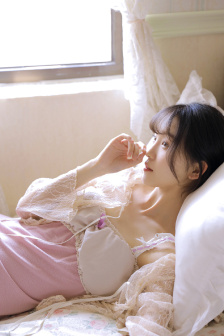 久久精品一卡二卡三卡四卡视频版